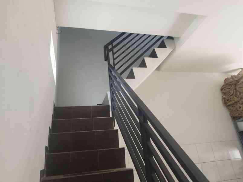 jual ruko cibaligo 2 lantai siap pakai
