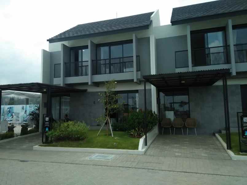 jual rumah baru di kota baru parahyangan