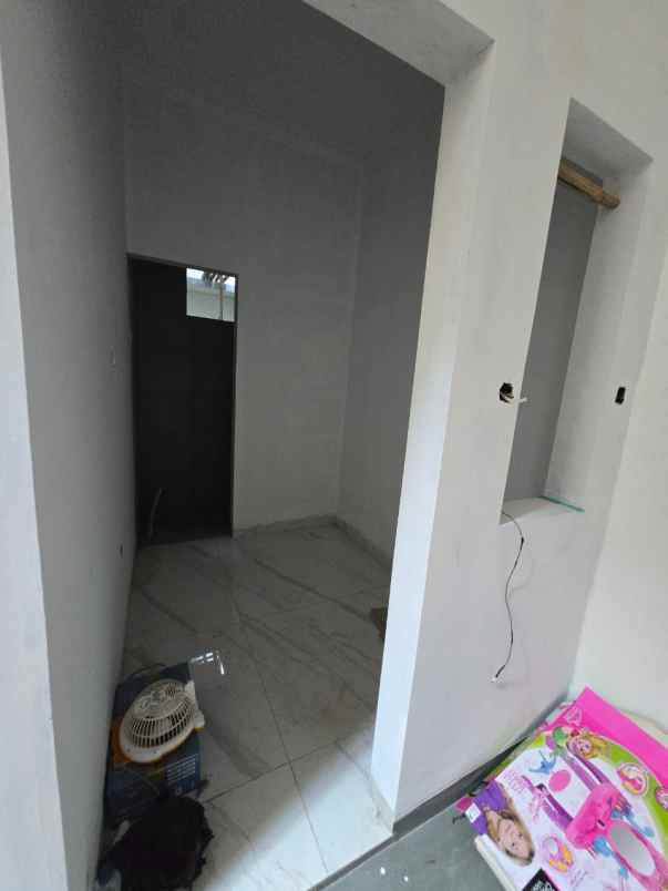 jual rumah baru meruya selatan jak bar