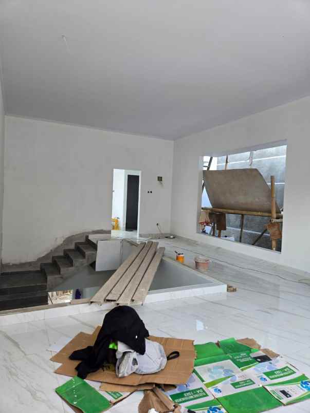 jual rumah baru meruya selatan jak bar