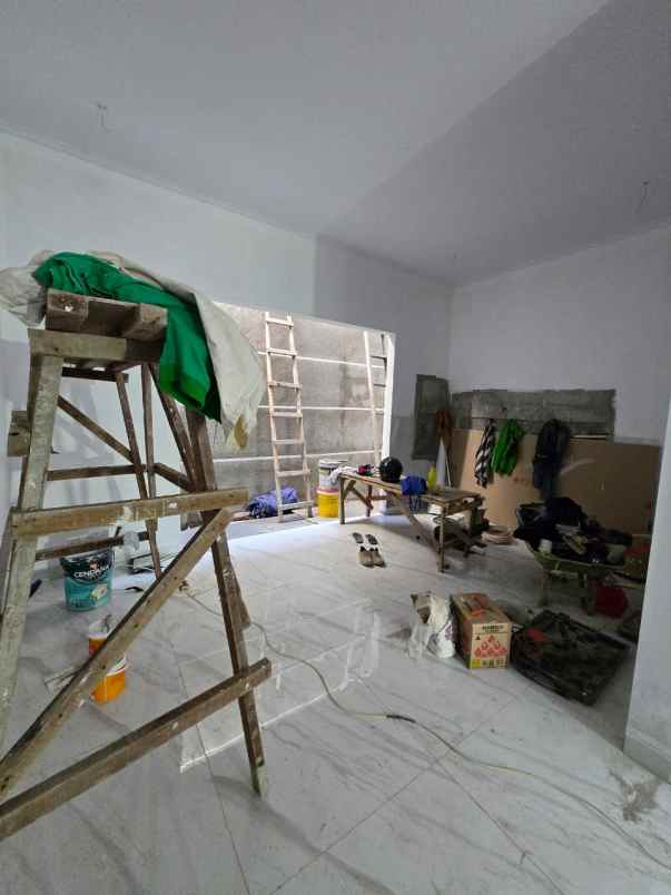 jual rumah baru meruya selatan jak bar