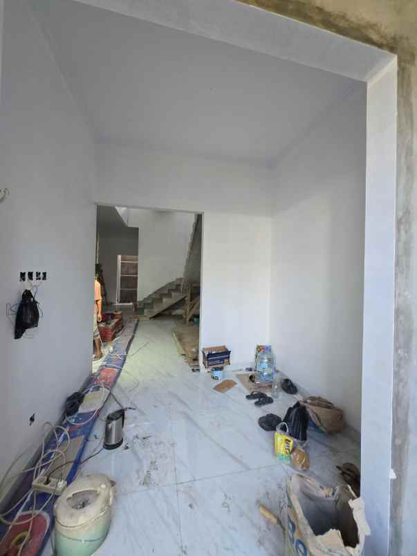 jual rumah baru meruya selatan jak bar