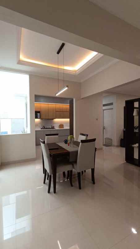 jual rumah hadap taman di kota wisata cibubur