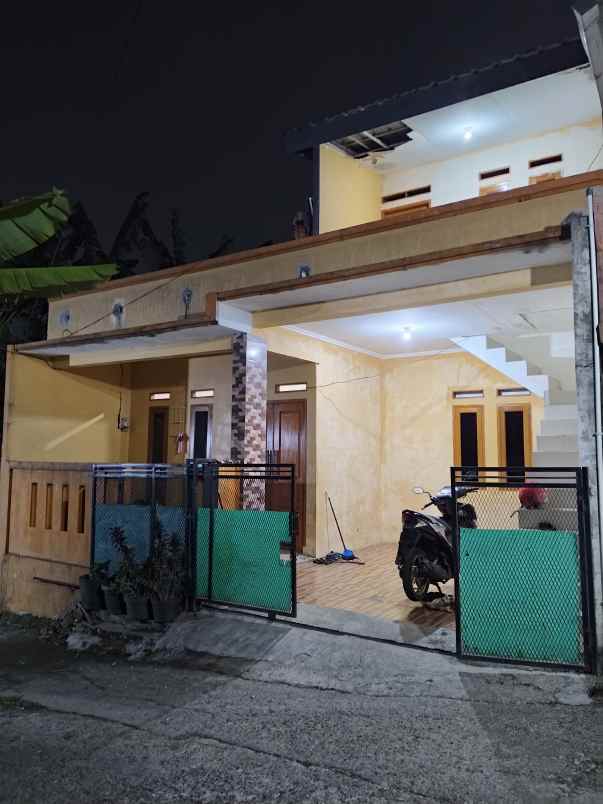 jual rumah kamlpung jl acin cinangka sawangan depok