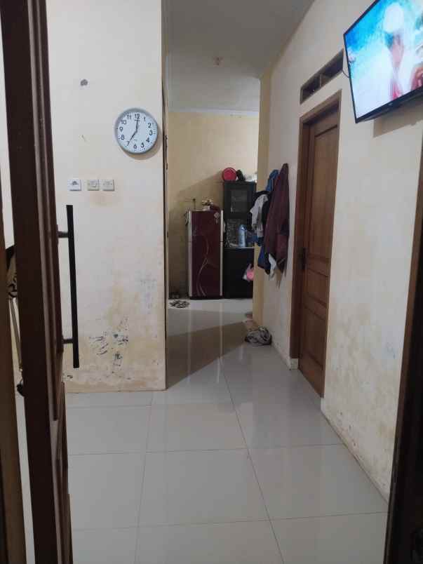 jual rumah kamlpung jl acin cinangka sawangan depok