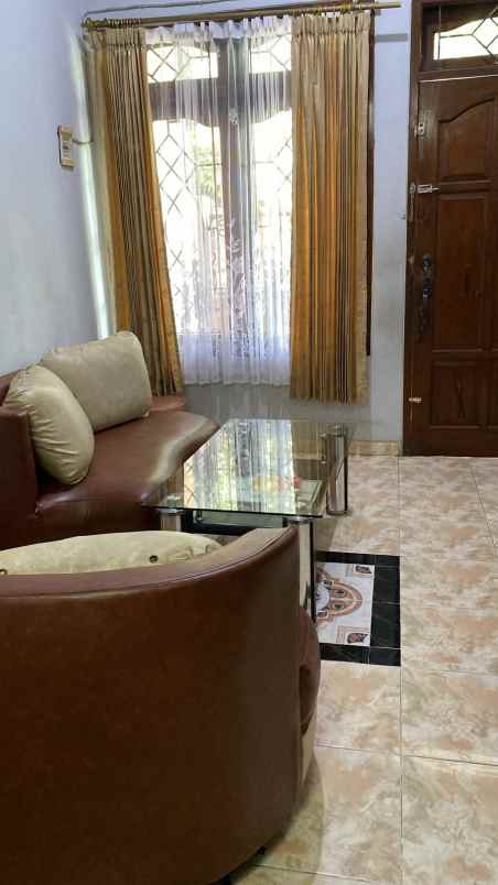 jual rumah komplek siap huni di tomang grogol