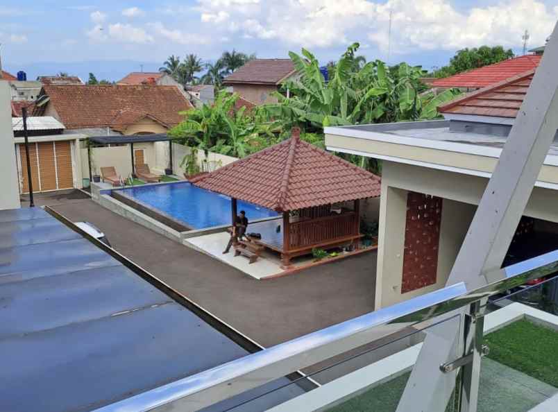 jual rumah mewah bagus di daerah sukamanah cianjur