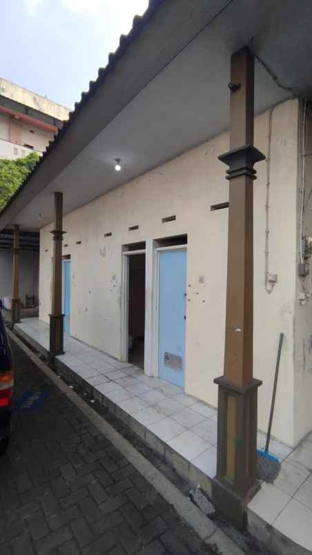 komplek kios sampangan semarang