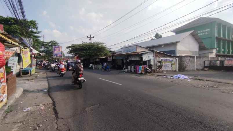 komplek kios sampangan semarang