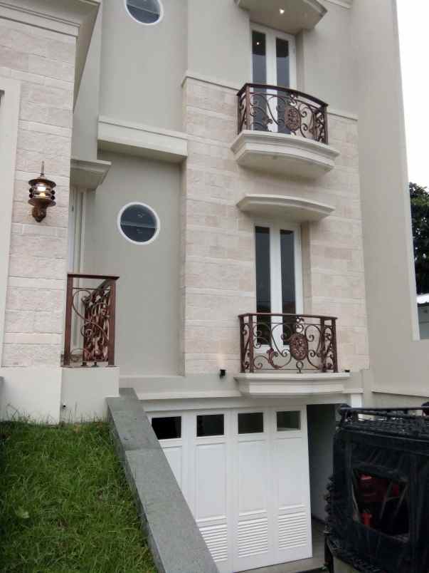 kost otista kampung melayu