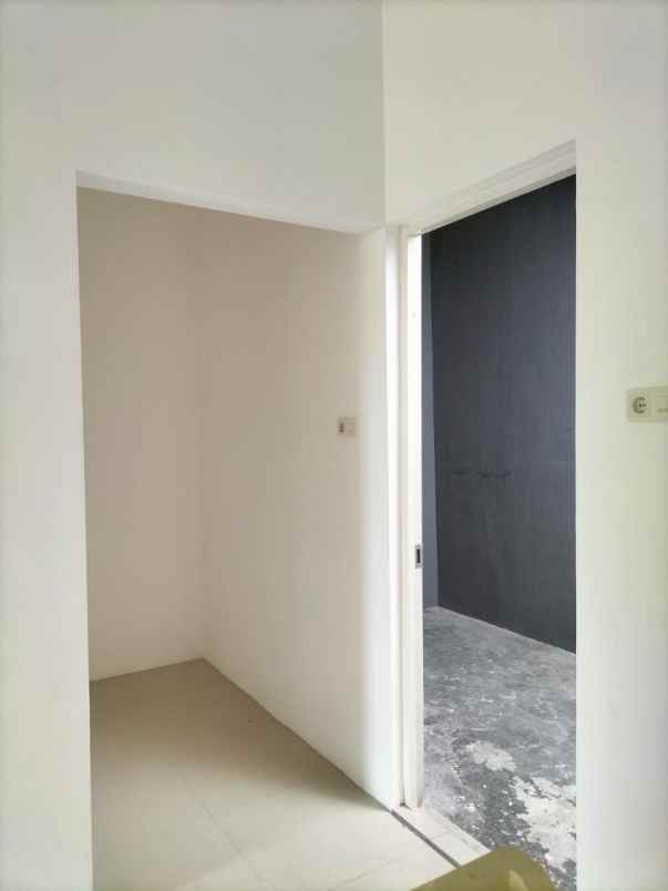 murah rumah mulyosari baru strategis minimalis