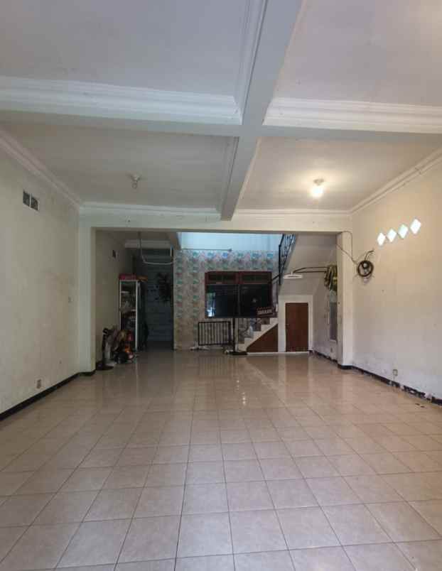 ruko 2 lantai siap pakai