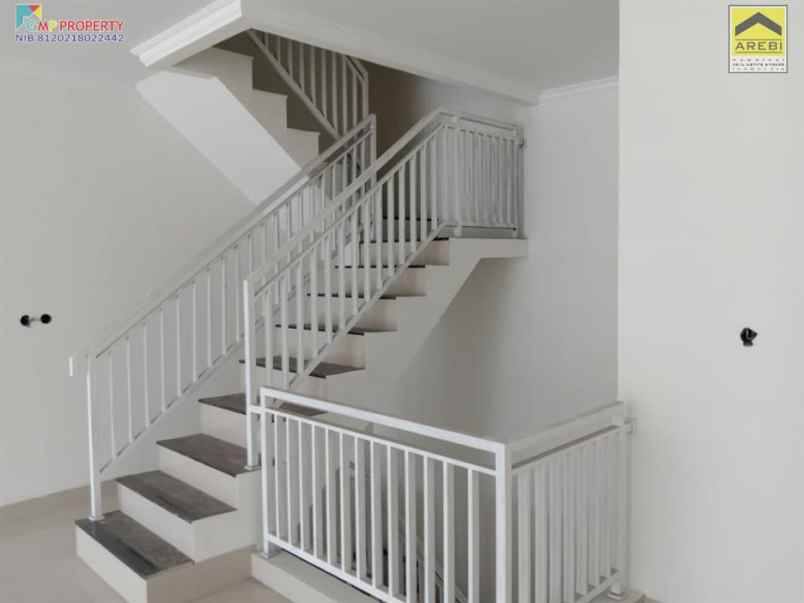 ruko baru 2 lantai strategis di mainroad rancaekek