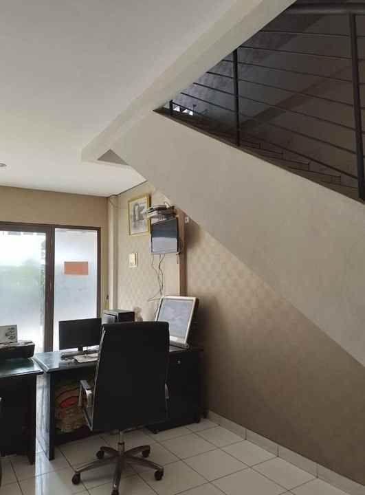 ruko berlokasi strategis legenda wisata