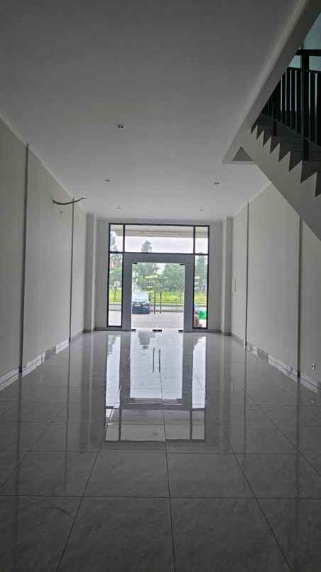 ruko crystal 3lt 5x15 75m sumbek summarecon bekasi