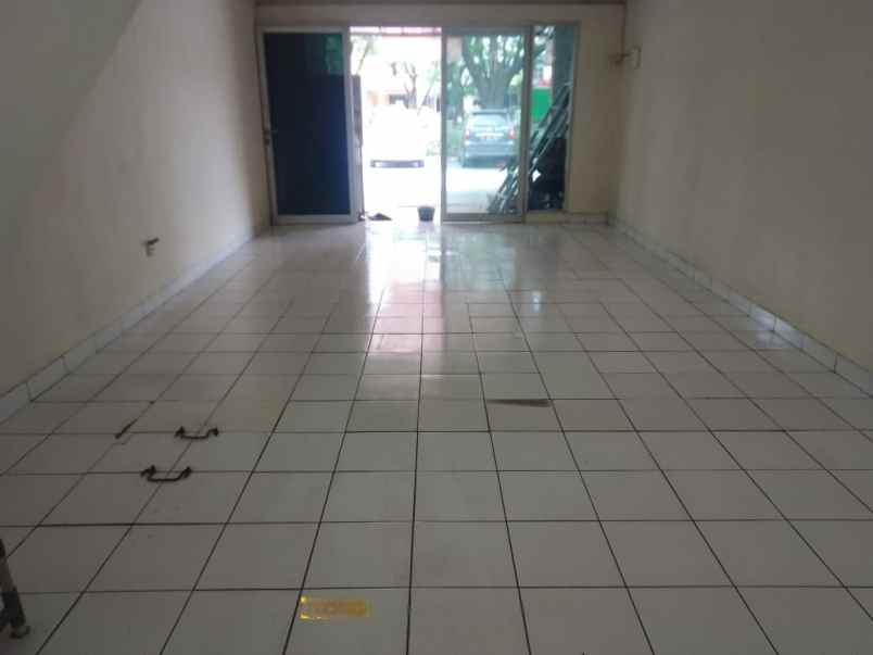 ruko depan boulevard 30 detik ke pemda bekasi