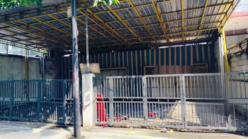 ruko dijual disewakan perak barat surabaya utara