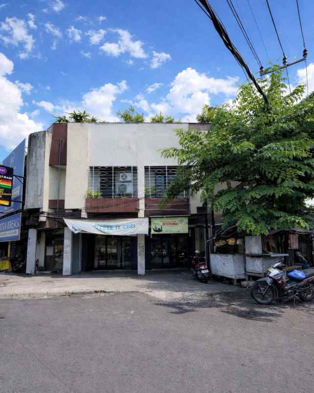 ruko raya kapasan strategis