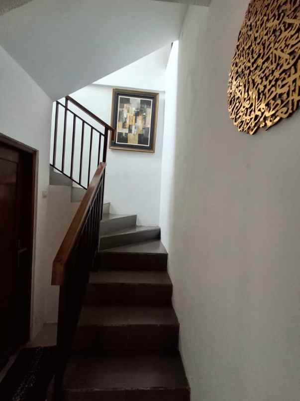 rumah 2 lantai 104m dalam miji cluster dijatimekar