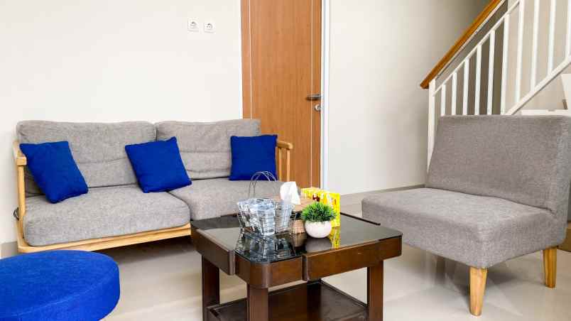 rumah 2 lantai siap huni dekat tol pasteur bandung