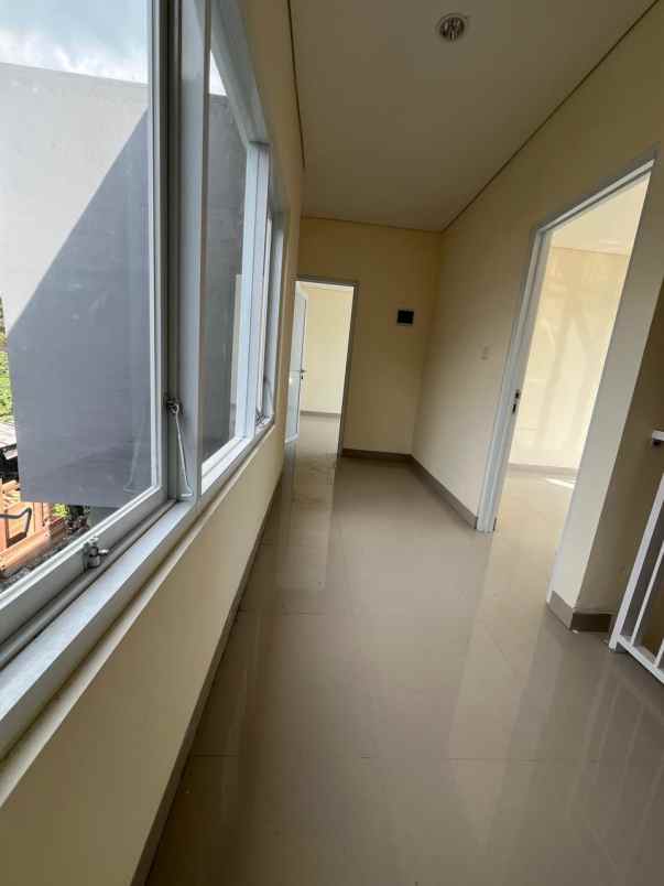 rumah 2 lantai siap huni di nyitdah tabanan