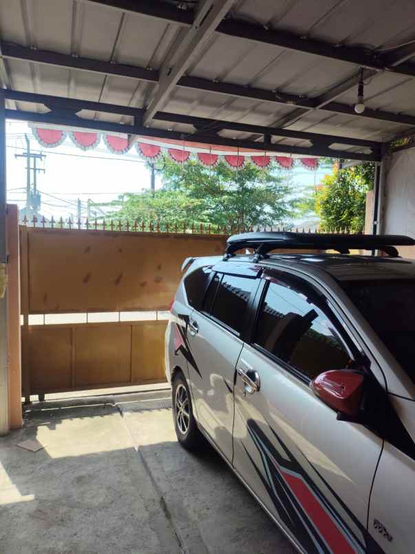 rumah 2 lantai siap huni di perumahan grand mahkota 1