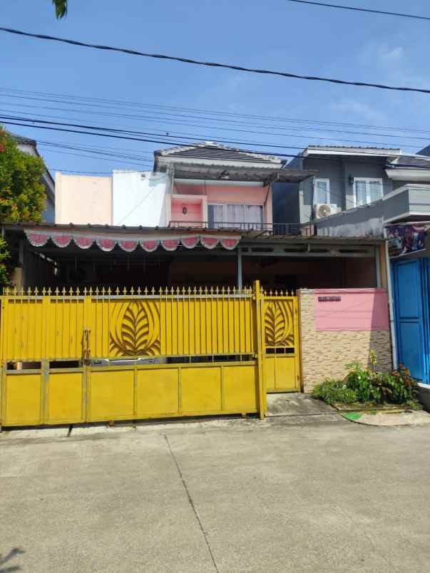 rumah 2 lantai siap huni di perumahan grand mahkota 1