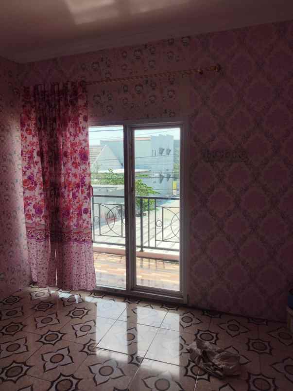 rumah 2 lantai siap huni di perumahan grand mahkota 1