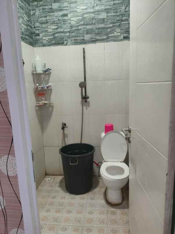 rumah 2 lantai siap huni di perumahan grand mahkota 1