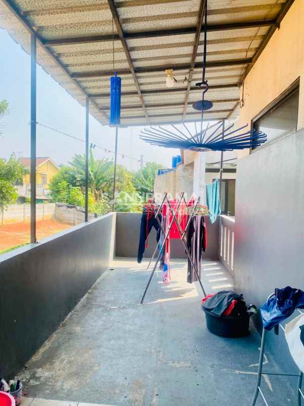 rumah 2 lantai strategis di grogol depok