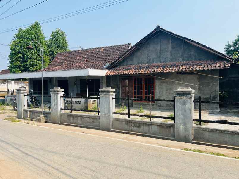 rumah 265m kawasan bisnis strategis sragen