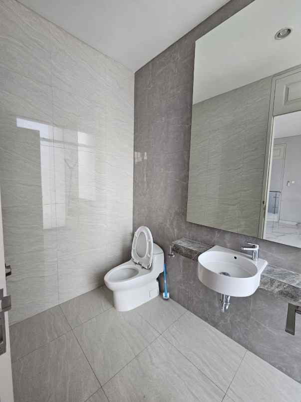 rumah aruba villa pakuwon city minimalis siap huni