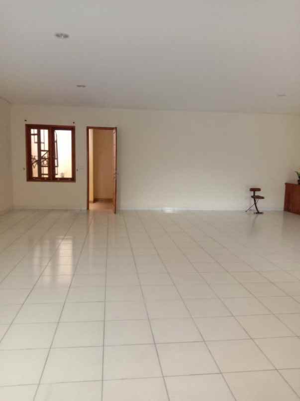 rumah bagus 2 lantai siap huni dikoja jakarta utara