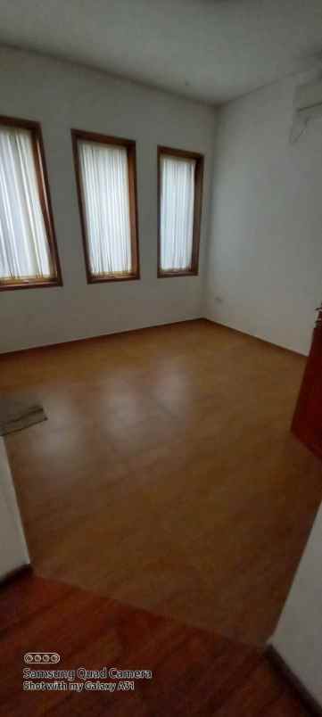 rumah bagus di mutiara fatmawati residence