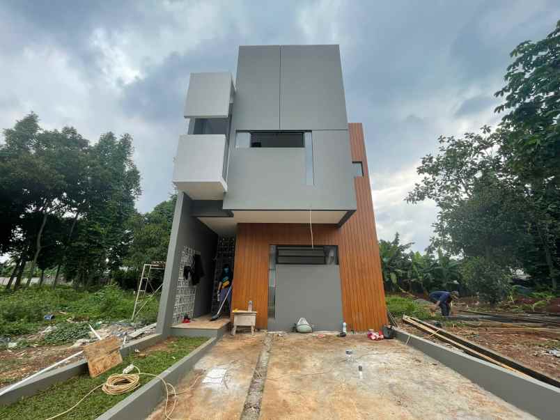 rumah bambu apus jakarta timur