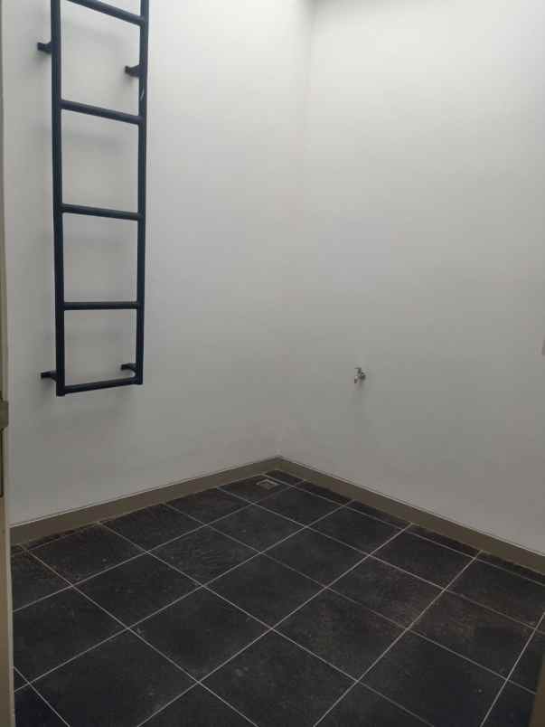 rumah baru dalam cluster di pondok kopi jakarta timur