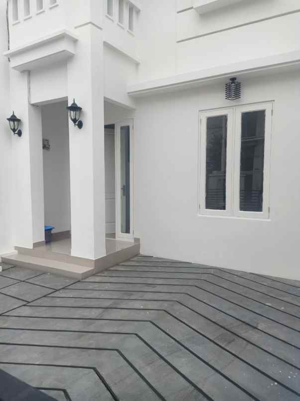 rumah baru dalam cluster di pondok kopi jakarta timur