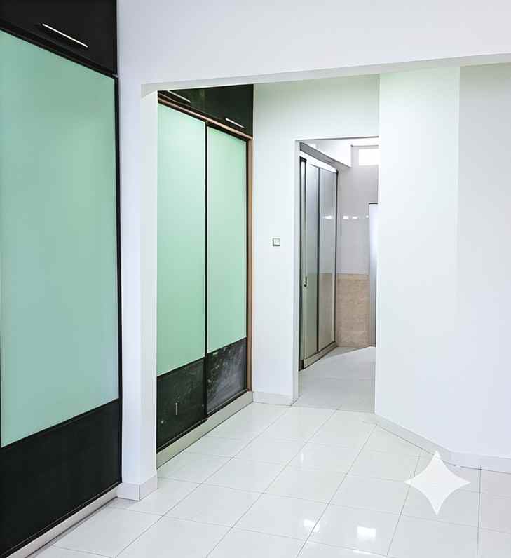 rumah baru direnovasi di legenda wisata cibubur