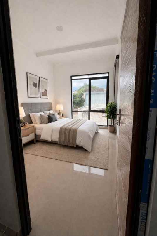 rumah baru dua lantai ujungberung kota bandung