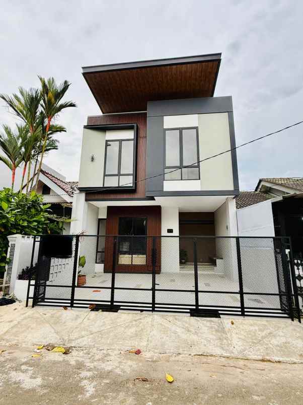 rumah baru lokasi strategis di nusaloka bsd city