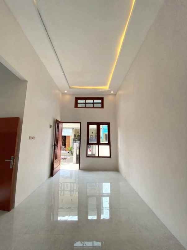 rumah baru murah lokasi strategis di sawojajar