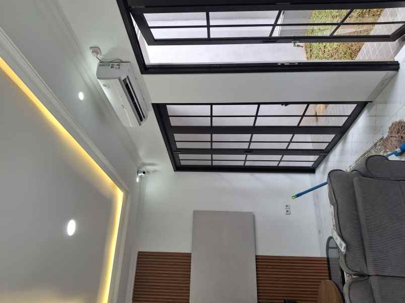 rumah baru siap huni jagakarsa jakarta selatan