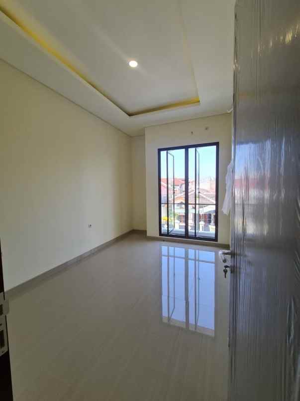 rumah baruk tengah new minimalis granit toto