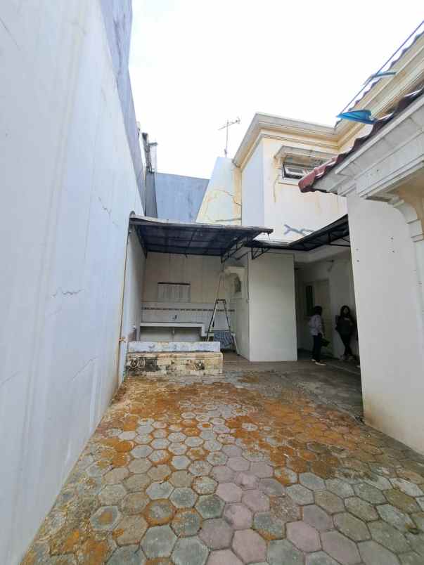 rumah butuh renov hitung tanah saja wisata bukit mas
