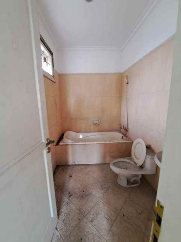 rumah butuh renov hitung tanah saja wisata bukit mas