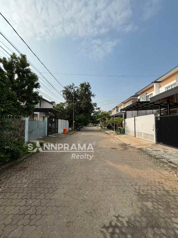 rumah cantik graha cinere cinere parkview dekat tol rn