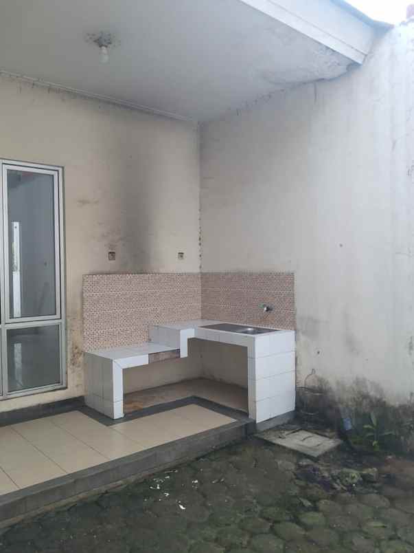 rumah cluster ifolia kota harapan indah bekasi