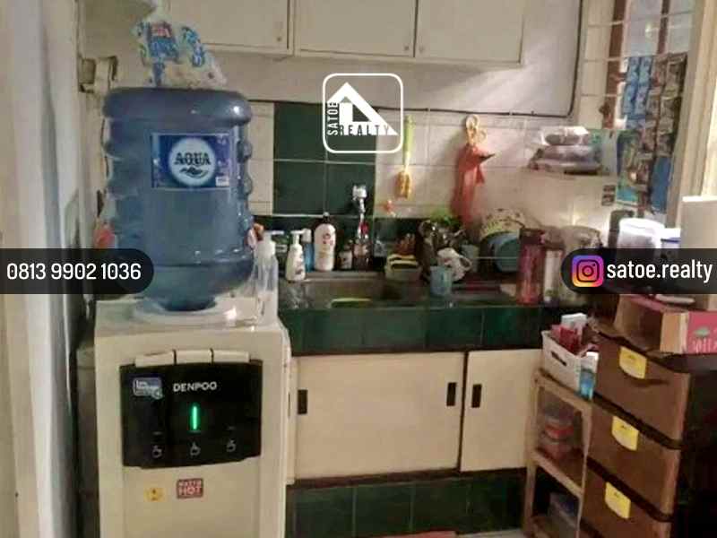 rumah dekat rumah sakit emc jl pulomas kayu putih