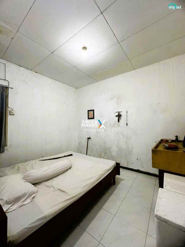 rumah di baratajaya dekat gubeng ngagel panjang jiwo