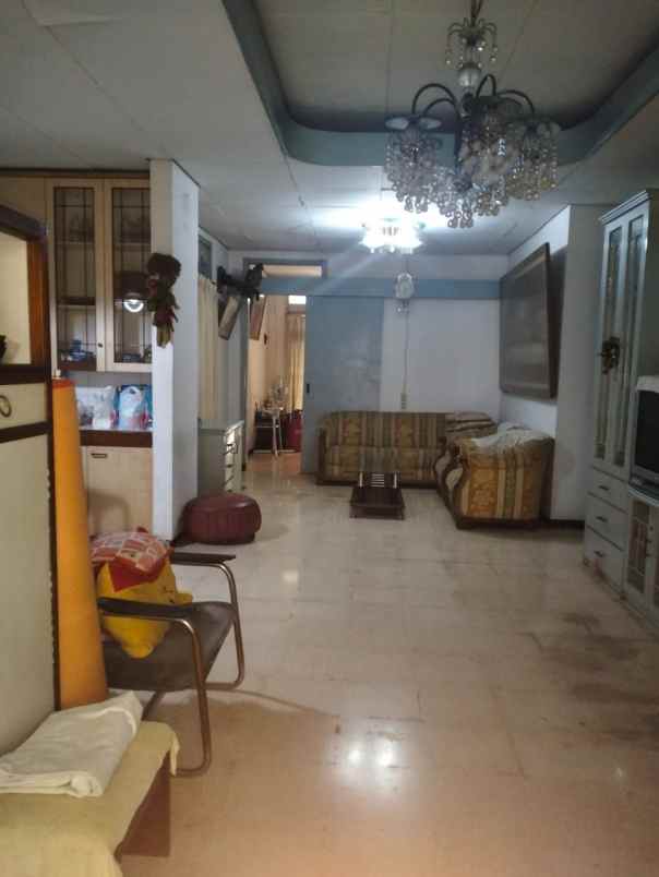 rumah di jalan layungsari kota bogor